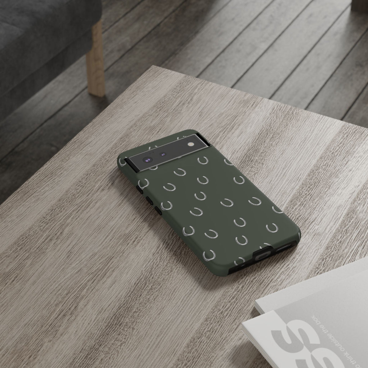 Android Oak Horse Shoe Case